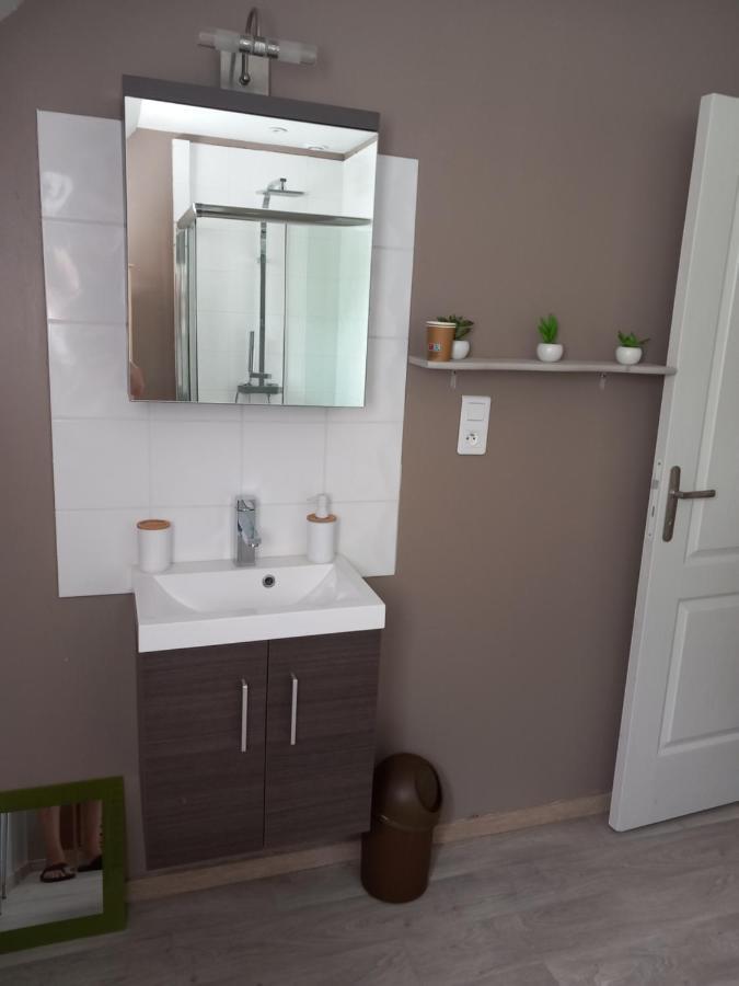 Chambre D'Hote De La Baronne Roz-sur-Couesnon Εξωτερικό φωτογραφία